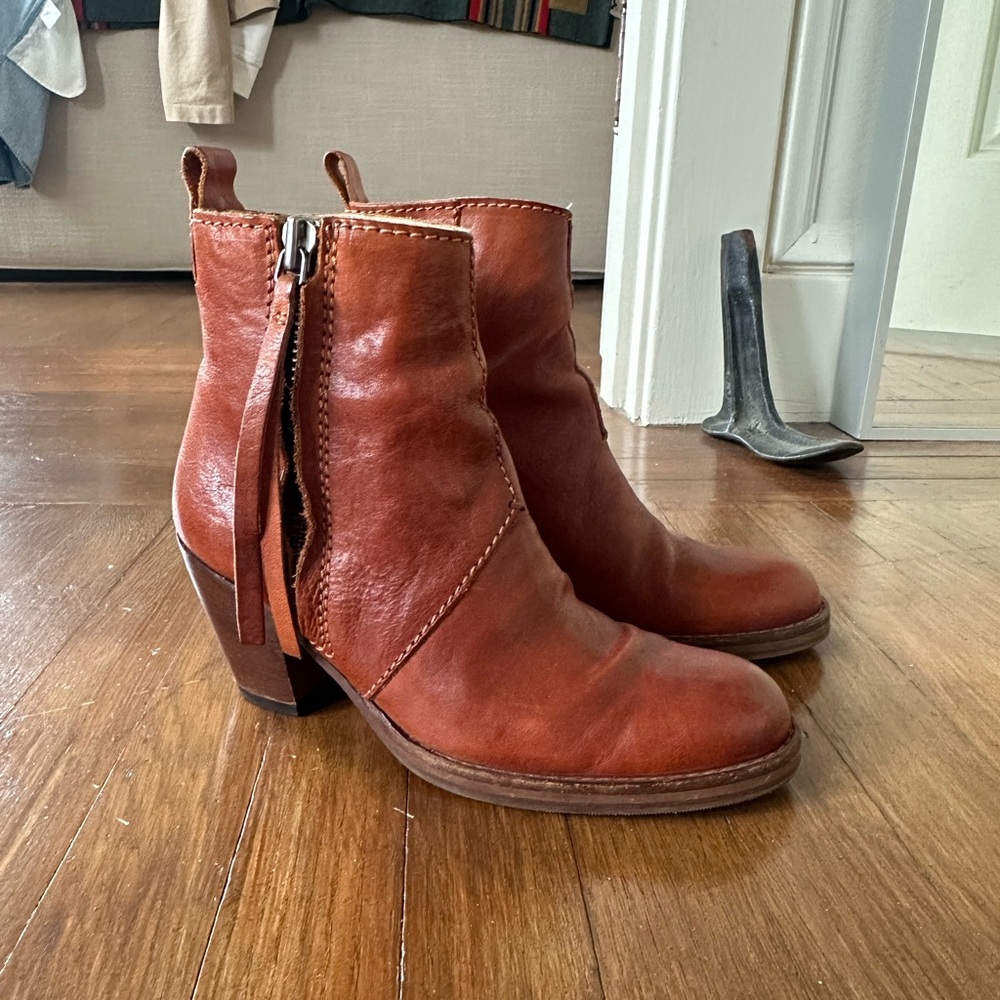 Acne Pistol Boots cognac leather ankle boots
